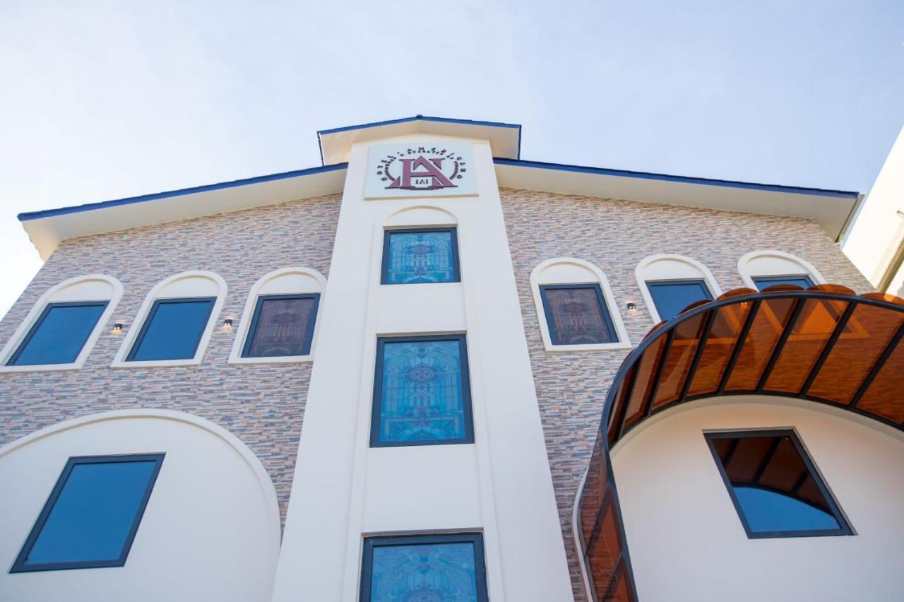 Hotel Americano Garapan Exteriör bild